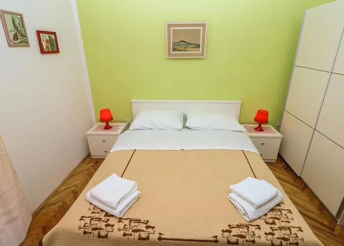 Double Tomica 2 With Balcony